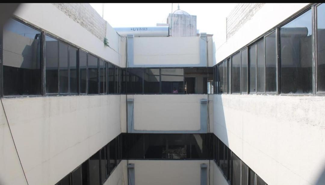 Hotel Harmony Jamnagar Ngoại thất bức ảnh